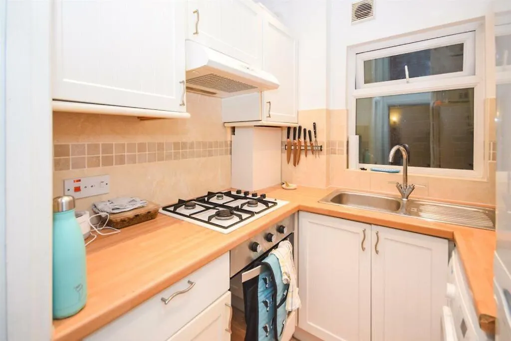 The Bolt Hole Apartment Brighton 0*,